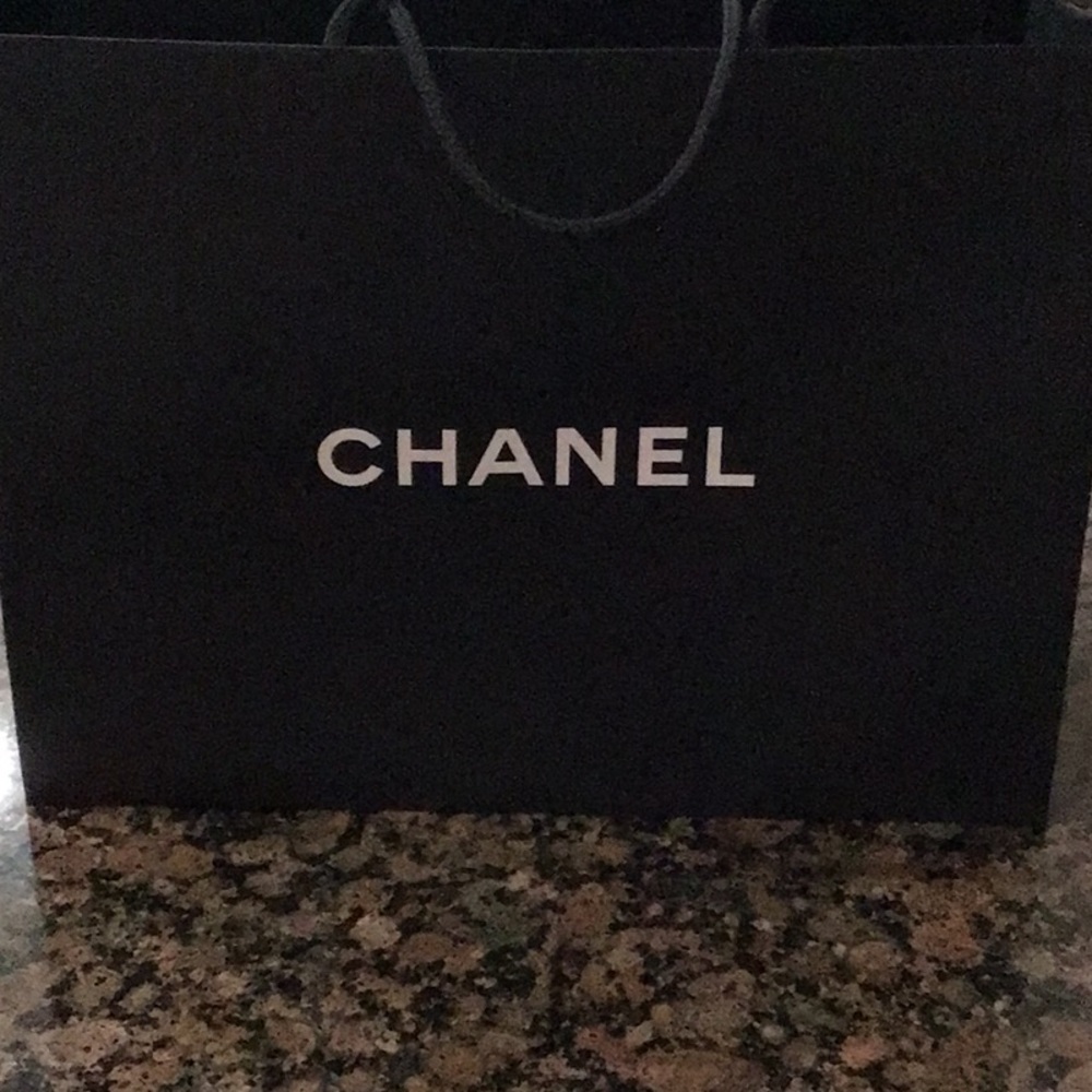 Chanel shopping bag Chanel tote 20 by 18 by 10 - Picture 2 of 5